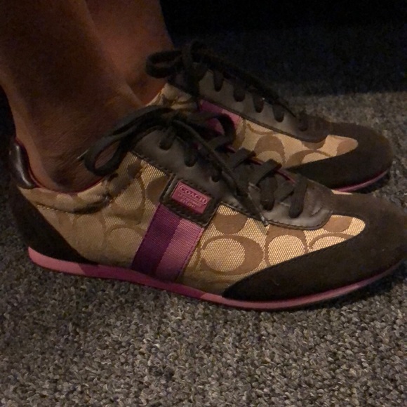 Classic C Coach Sneakers - Picture 2 of 7